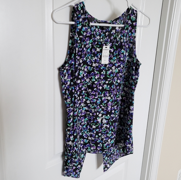 NWT Express Split-Back Ditsy Floral Tank - Picture 5 of 10